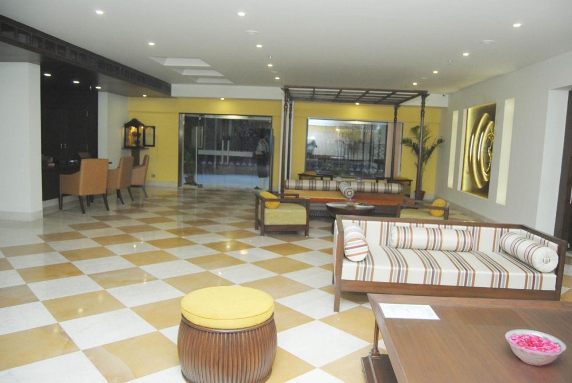 Hotel Abigail Goradia'S Shirdi Exterior photo