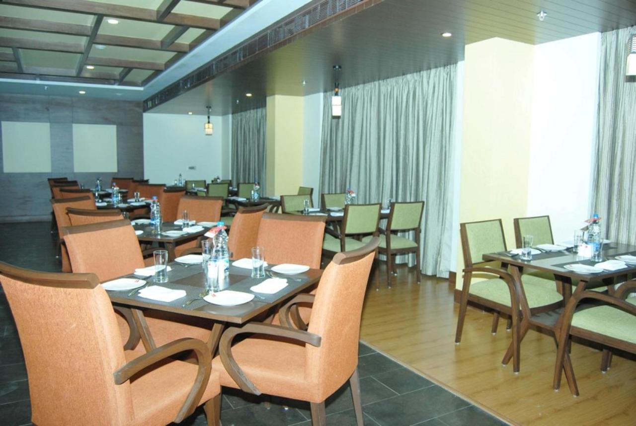 Hotel Abigail Goradia'S Shirdi Exterior photo