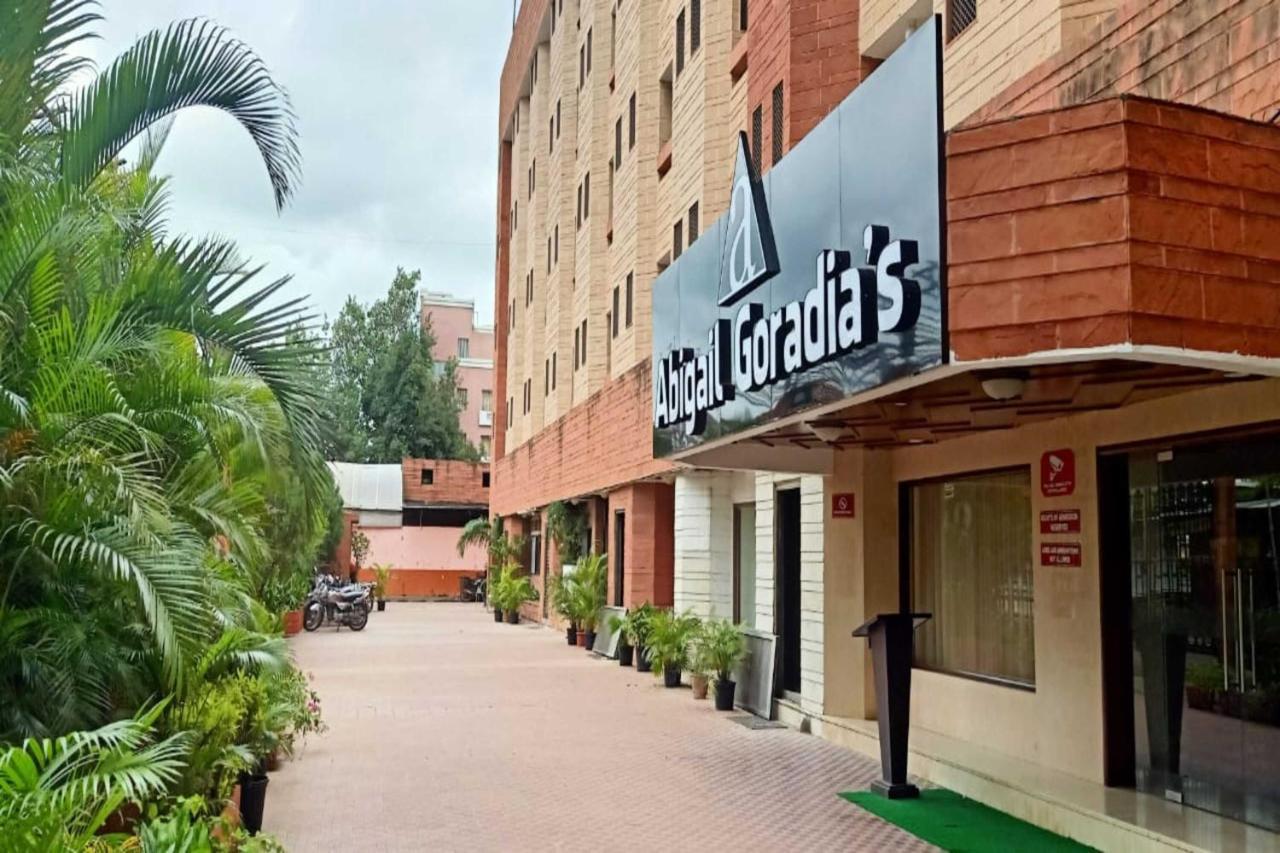 Hotel Abigail Goradia'S Shirdi Exterior photo
