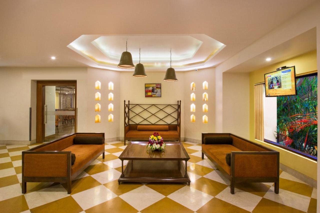 Hotel Abigail Goradia'S Shirdi Exterior photo