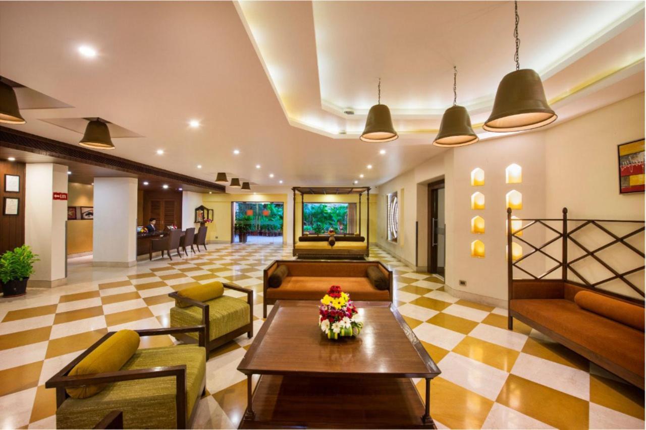 Hotel Abigail Goradia'S Shirdi Exterior photo