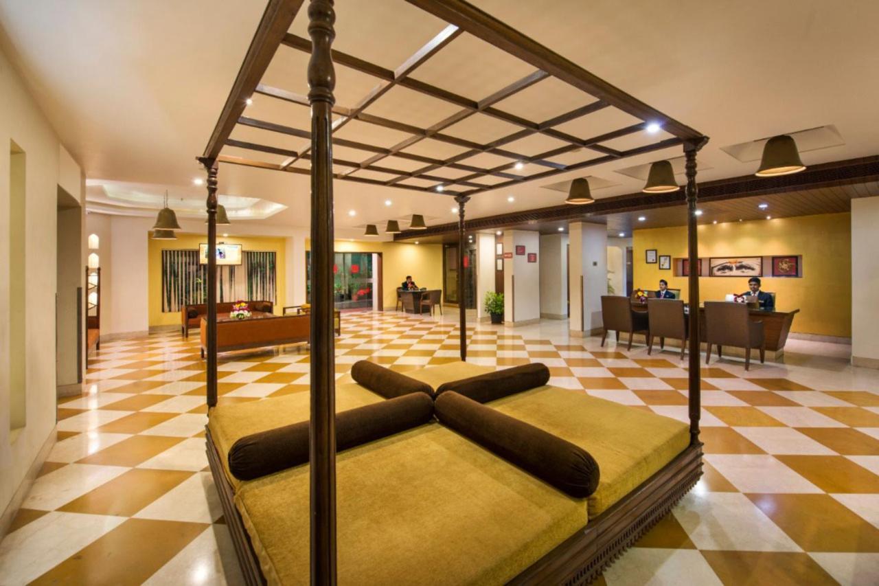 Hotel Abigail Goradia'S Shirdi Exterior photo