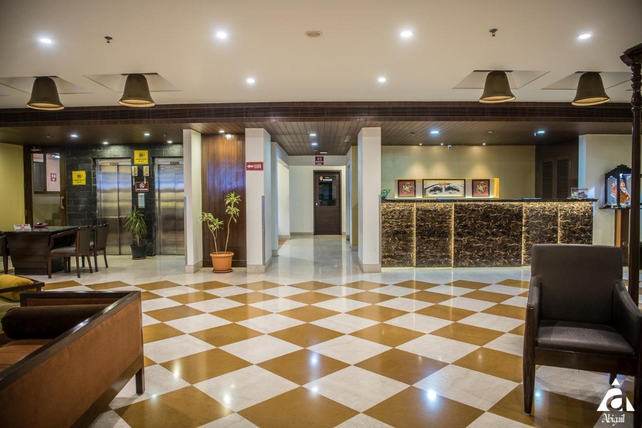 Hotel Abigail Goradia'S Shirdi Exterior photo