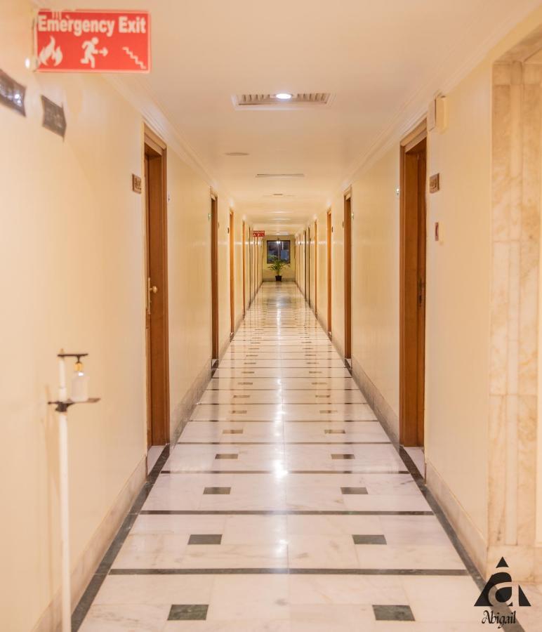 Hotel Abigail Goradia'S Shirdi Exterior photo