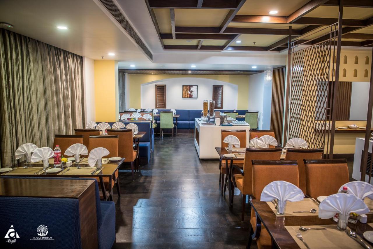 Hotel Abigail Goradia'S Shirdi Exterior photo