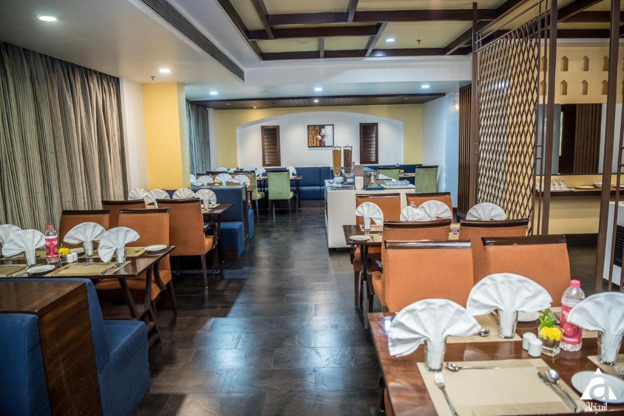 Hotel Abigail Goradia'S Shirdi Exterior photo